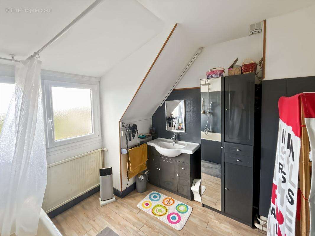 Maison à CHECY