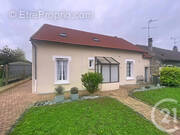 Maison à VARENNES-SUR-SEINE