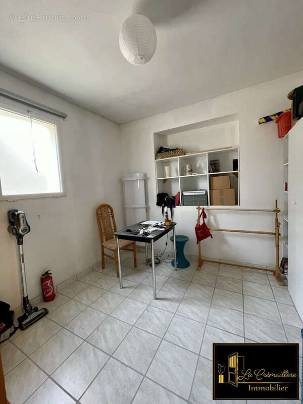 Chambre 3/Bureau Le Val Saint Germain  - Maison à LE VAL-SAINT-GERMAIN