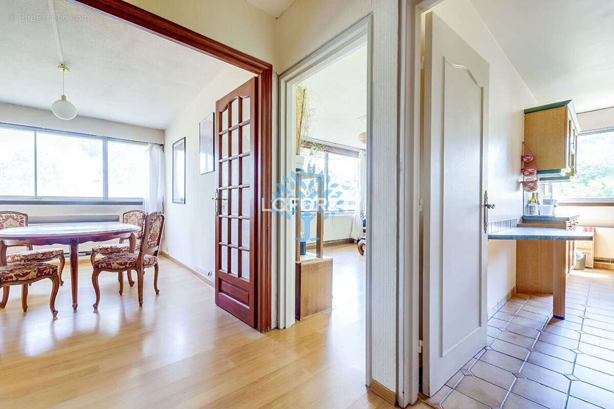 Appartement à FONTENAY-SOUS-BOIS