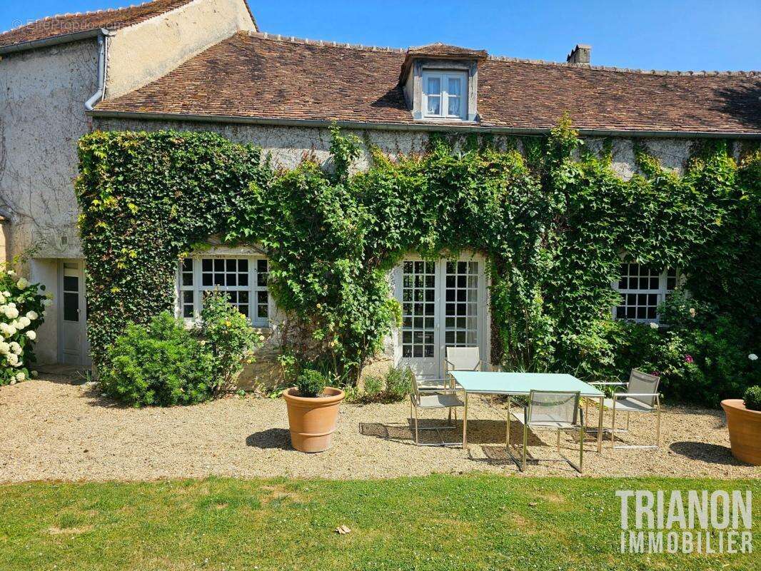 Maison à FEUCHEROLLES