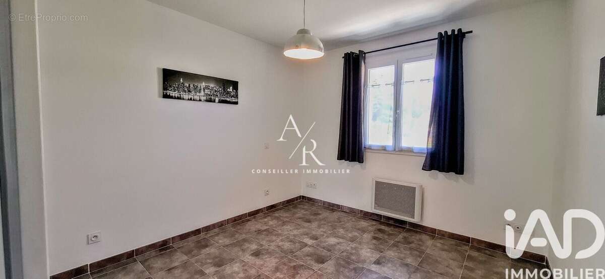 Maison 105 m² à Paradou  - photo 9