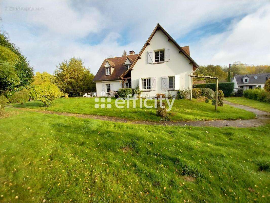 Maison à BAILLEAU-ARMENONVILLE