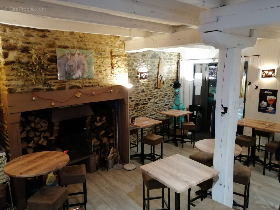 Autre à SEILHAC
