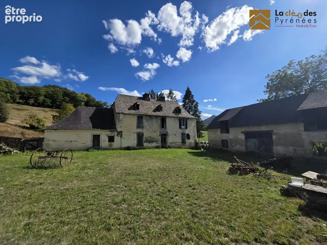 Maison à LOURDES