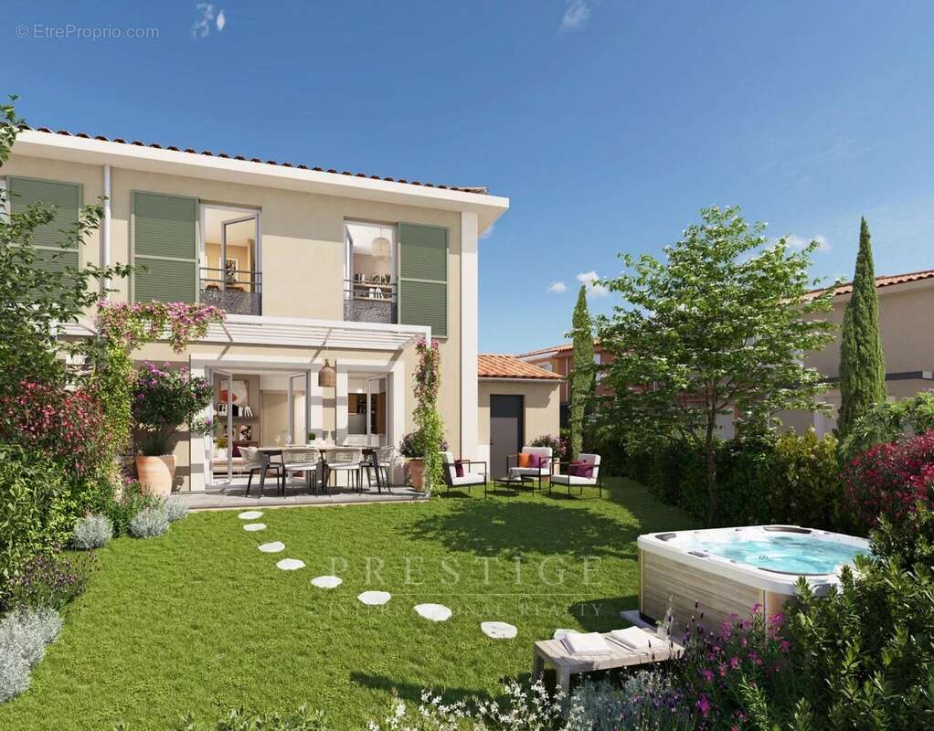 Cogolin, VILLA 3 chambres, jardin, 2 parkings - photo 2