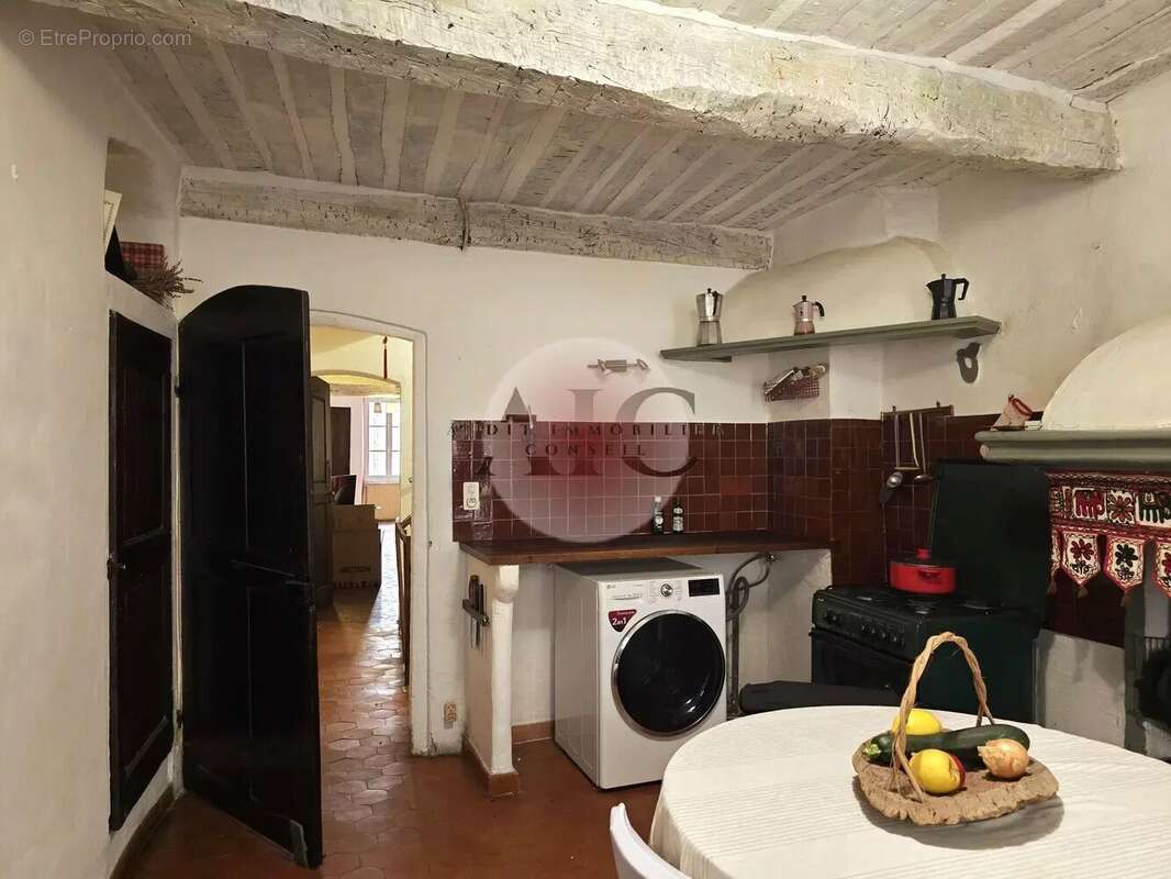 Maison à MONTAUROUX