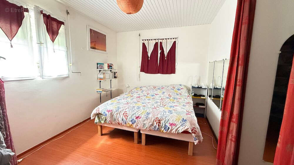 Maison à RIVIERE-SALEE