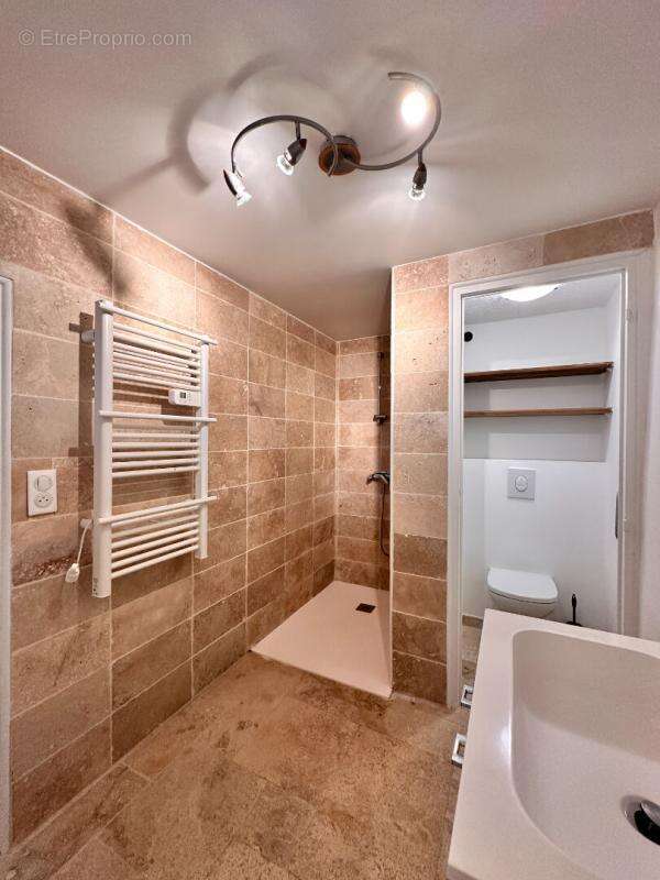 Maison à COLAYRAC-SAINT-CIRQ