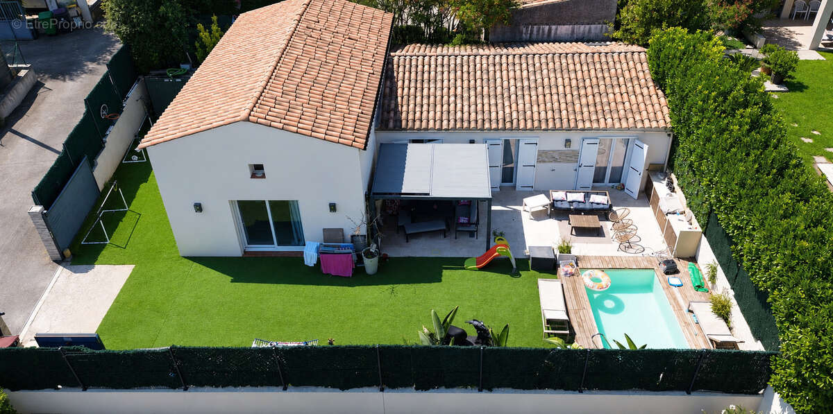 Exclusivité Maison individuelle récente (2016) 4 chambres   Piscine   Vue St Paul de Vence À pied des commerce - photo 3