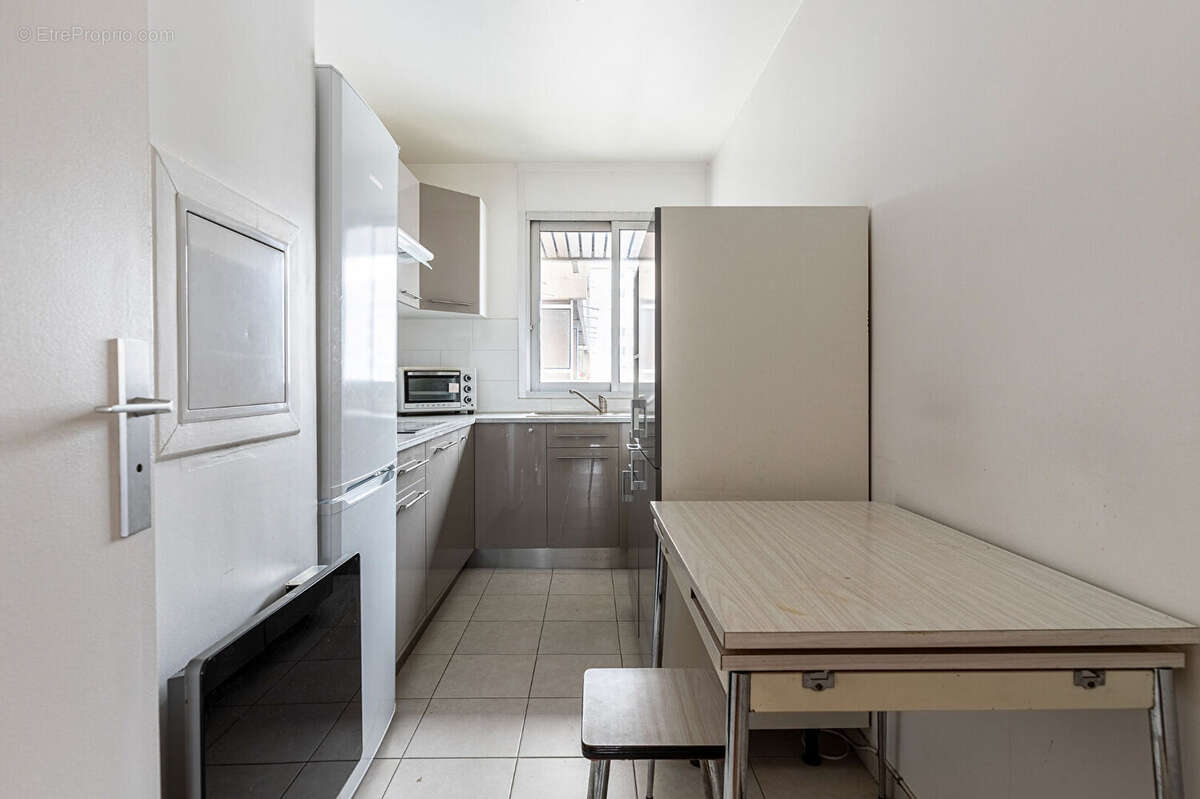 Appartement à PARIS-12E