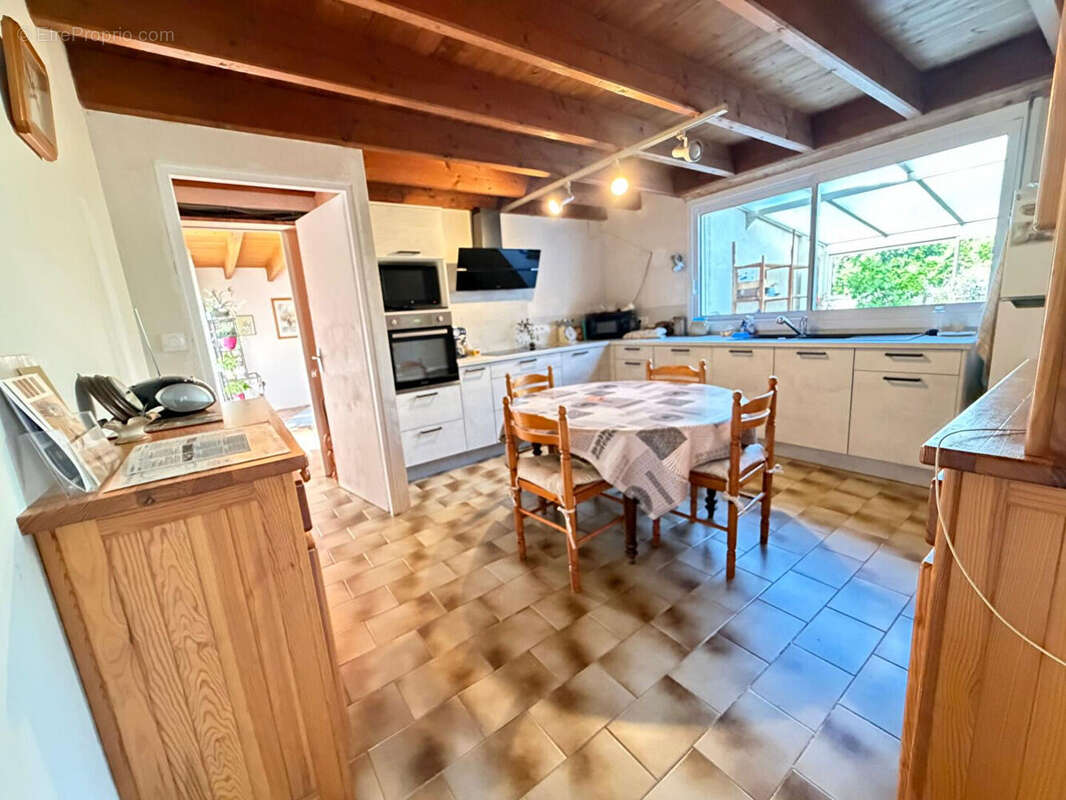 Maison à SALLES-SUR-MER
