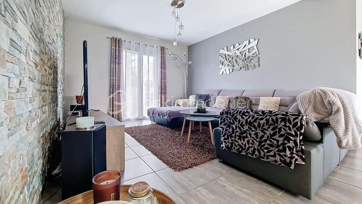 Maison à CLAYE-SOUILLY