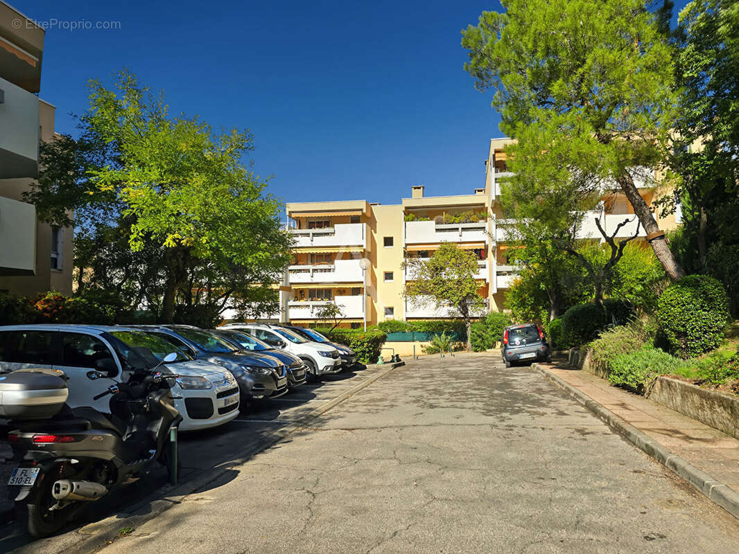 Appartement à MARSEILLE-11E