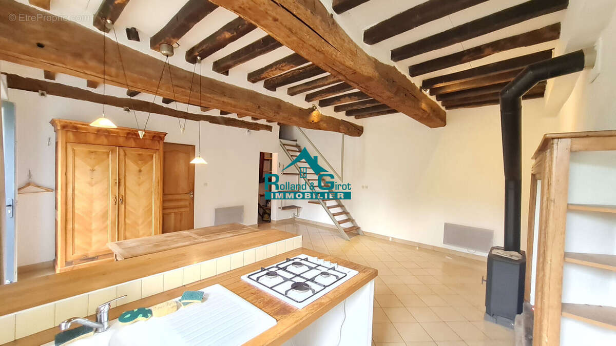 Maison à SAINT-OUEN-DES-ALLEUX