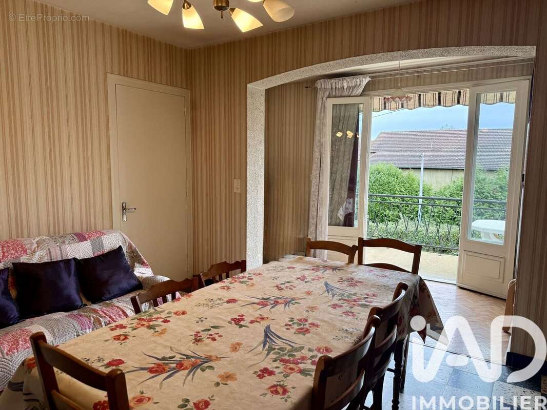 Photo 9 - Maison à ROMENAY