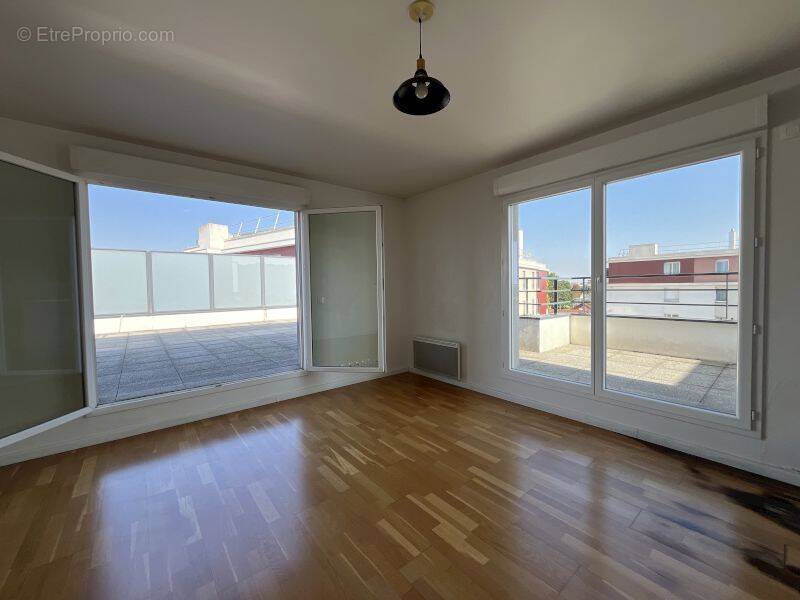 Appartement à QUINCY-SOUS-SENART
