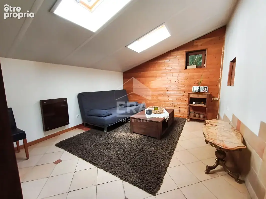 Maison de caractère en pierre avec dépendances, gîte et piscine - photo 17