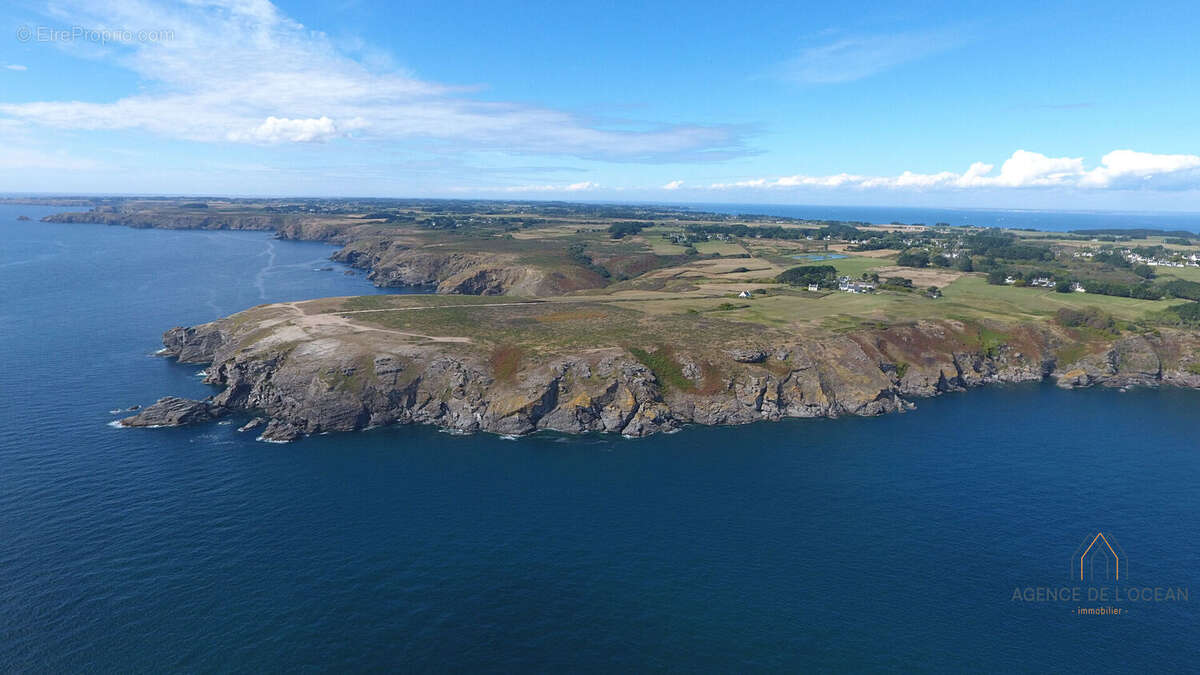 Appartement traversant à vendre à Le Palais - Lumière, vue et standing au coeur de Belle-Île-en-Mer - photo 16