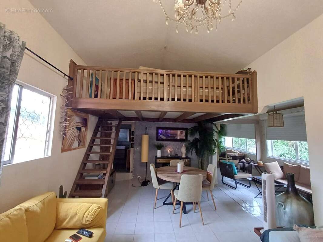 Appartement à SCHOELCHER