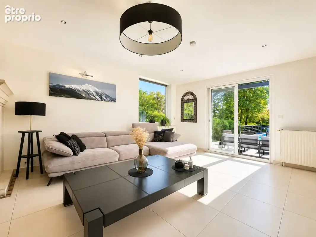 Propriété d'exception de 342m2 au sol -2 maisons sur la butte de Marcoussis- Piscine- Terrain de 3279m2 - photo 5