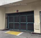 Parking à PARIS-11E