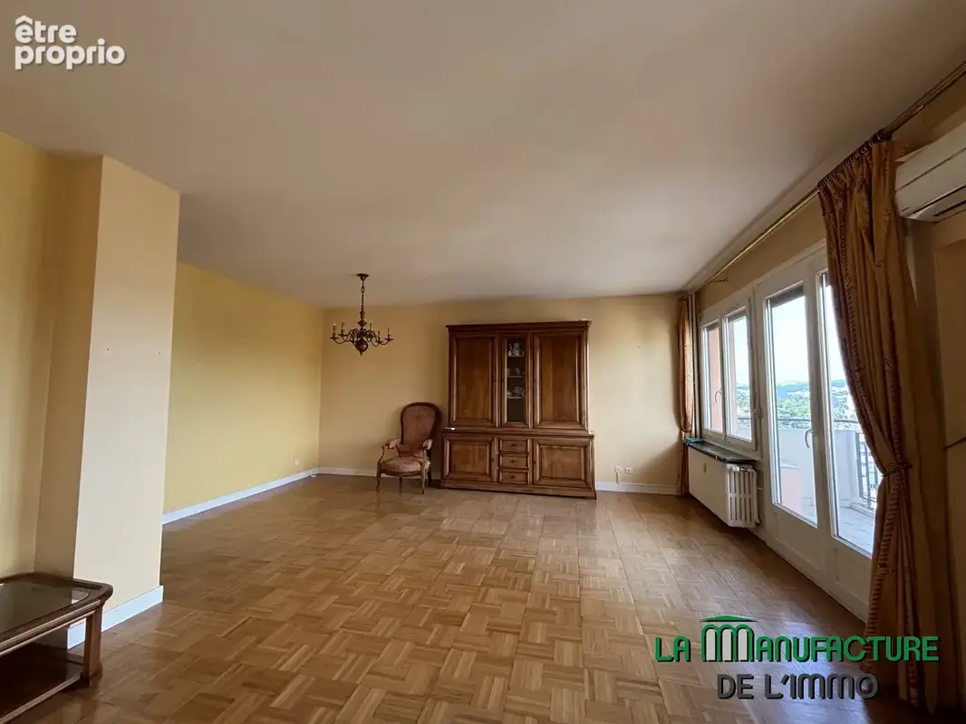 Saint etienne secteur hpl boulevard de la palle - appartement t4 de 91,70m2 a rafraichir avec balcon loggia ca - photo 4