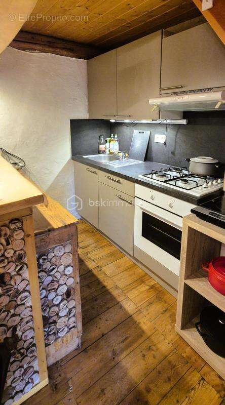  À vendre – Charmant duplex rénové avec balcon et vue imprenable à Villars-Colmars  - photo 6