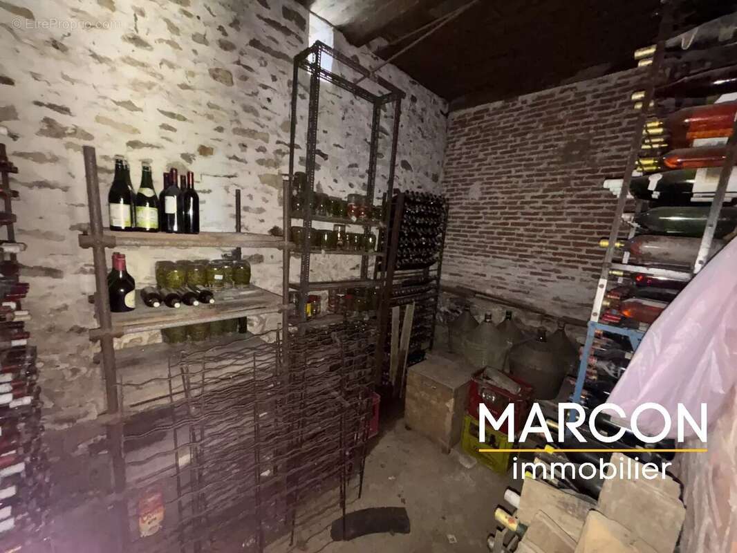 Maison à SAINT-GEORGES-LES-LANDES