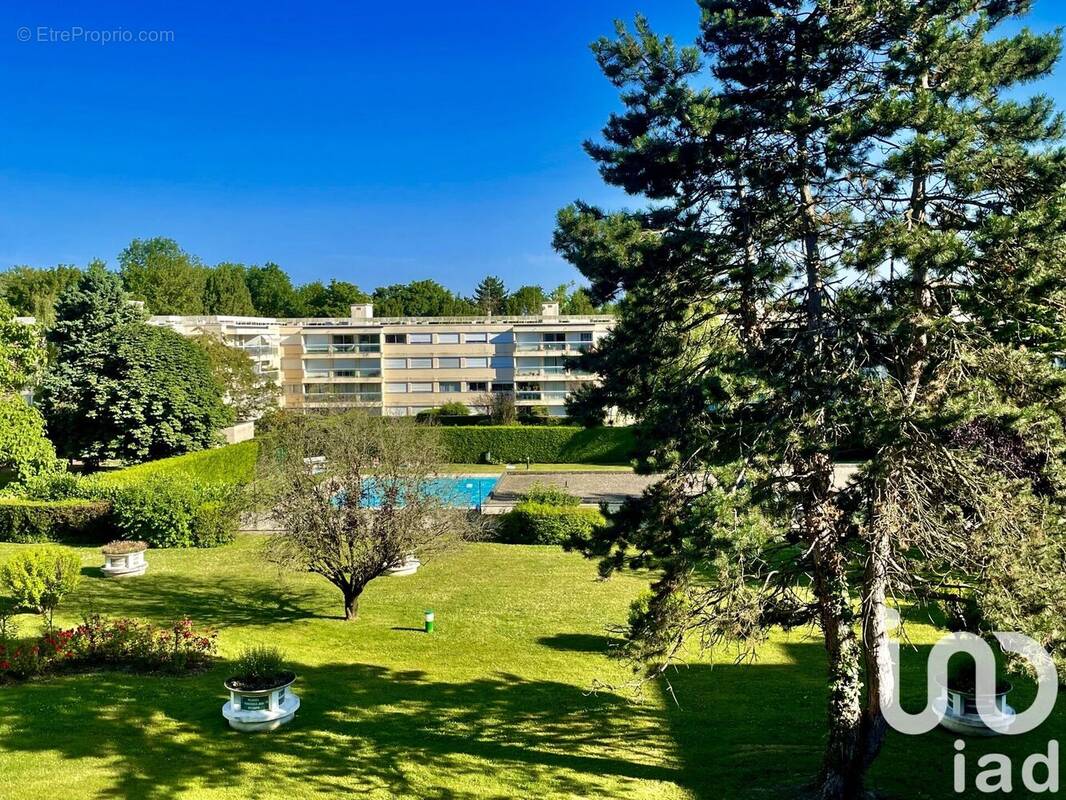 Photo 1 - Appartement à BAILLY