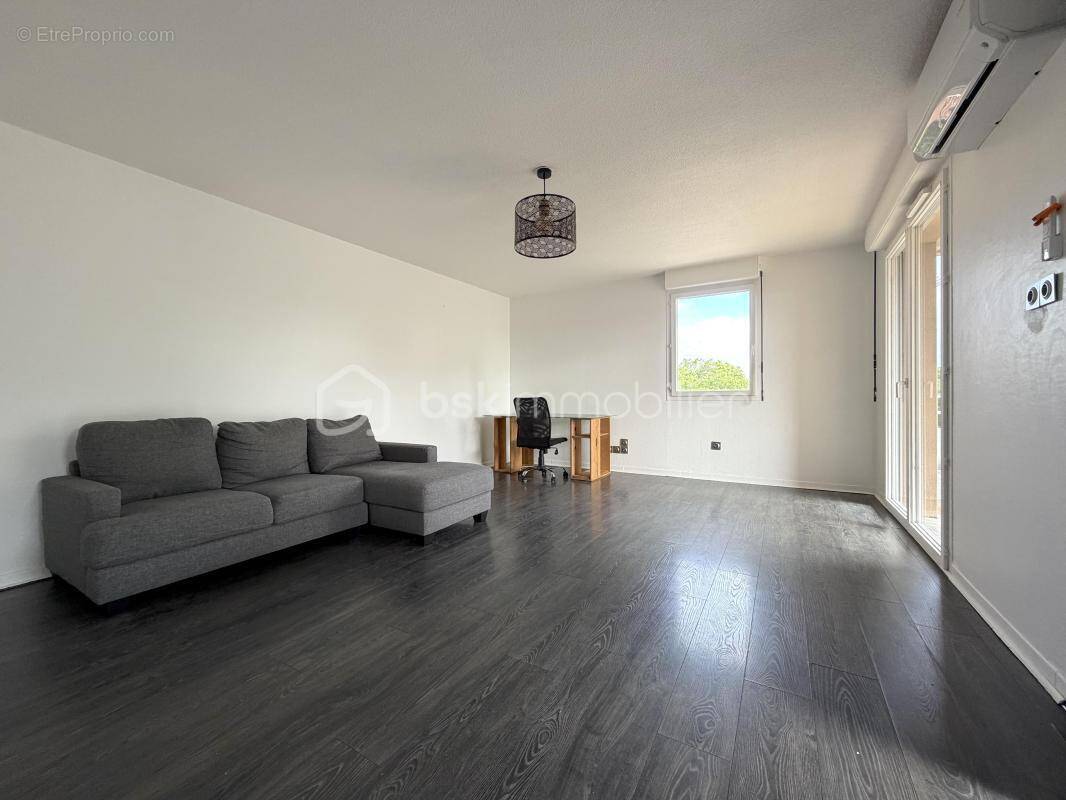 Appartement à COLOMIERS