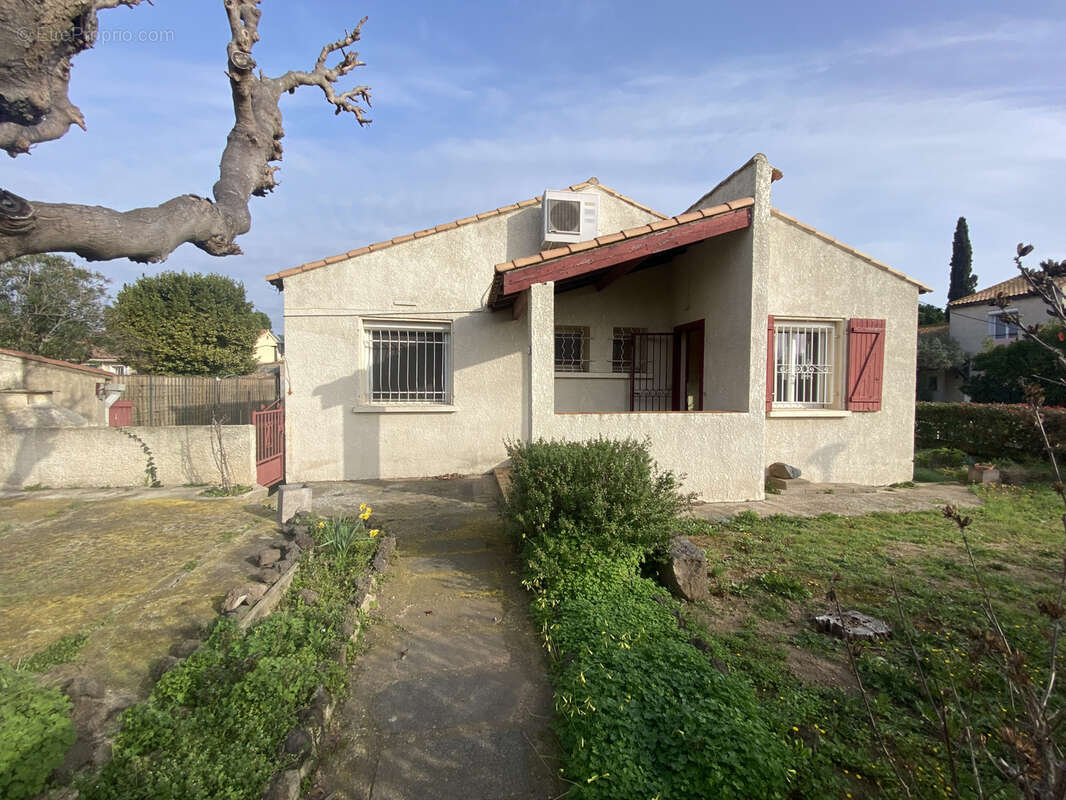 Maison à VIAS