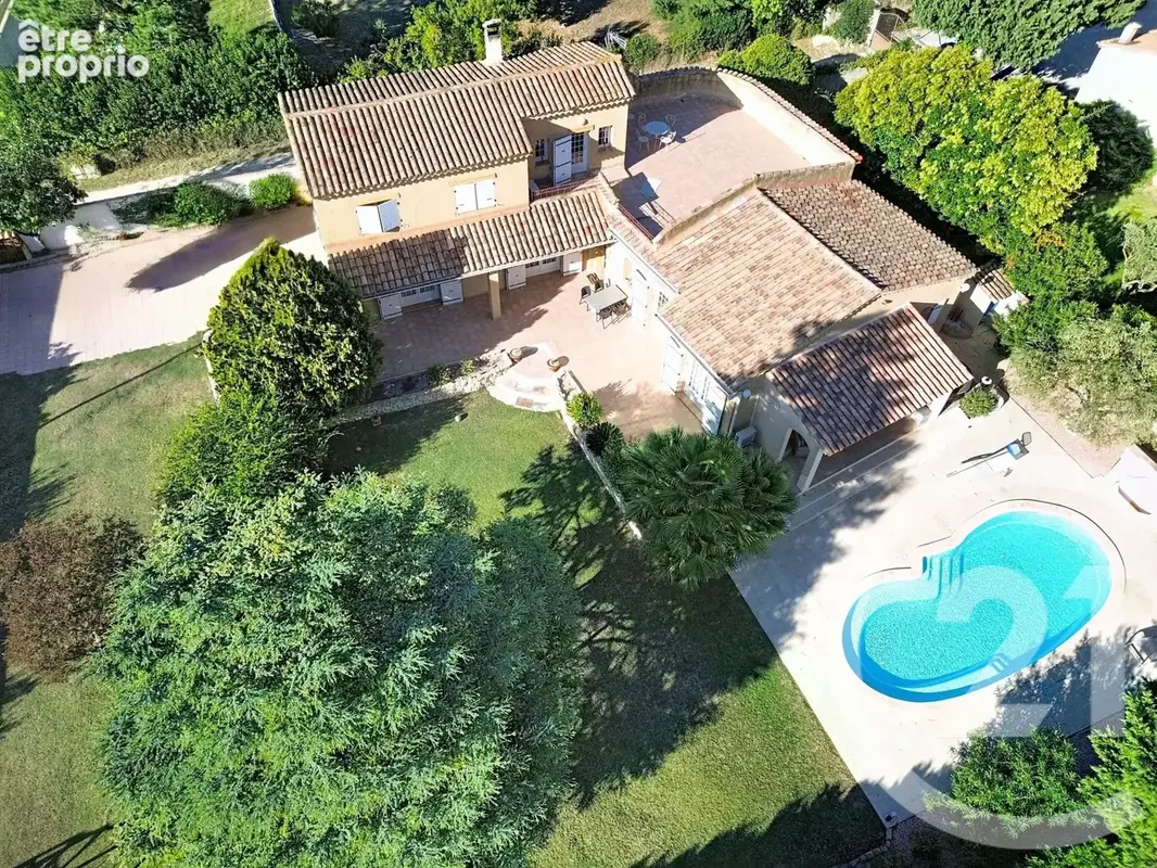 Maison 5 pièces 231 m² à vendre à Morieres-Les-Avignon (84310) - photo 2