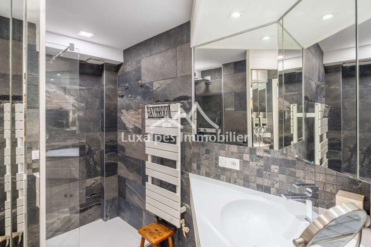 Maison 143 m² à Talloires  - photo 9