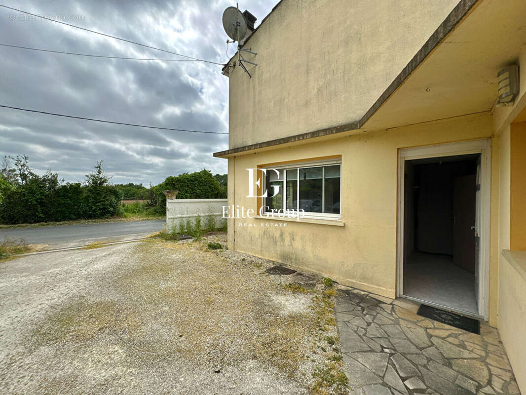 Maison à TONNAY-CHARENTE