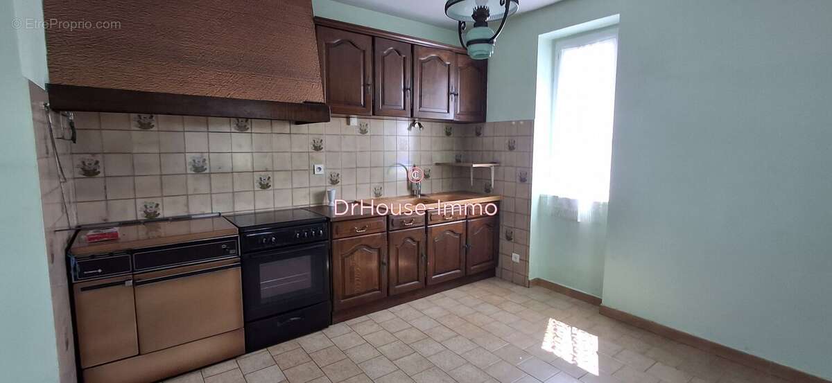 Maison à LANOUAILLE