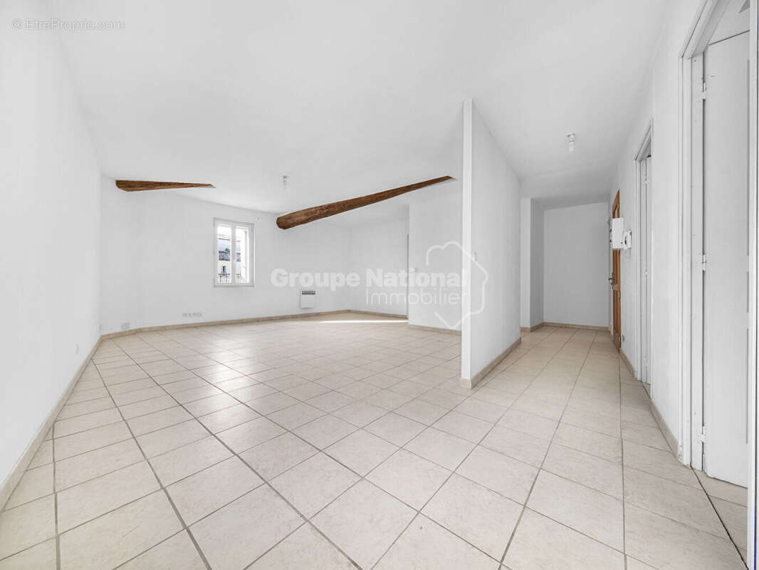 Appartement à LUNEL