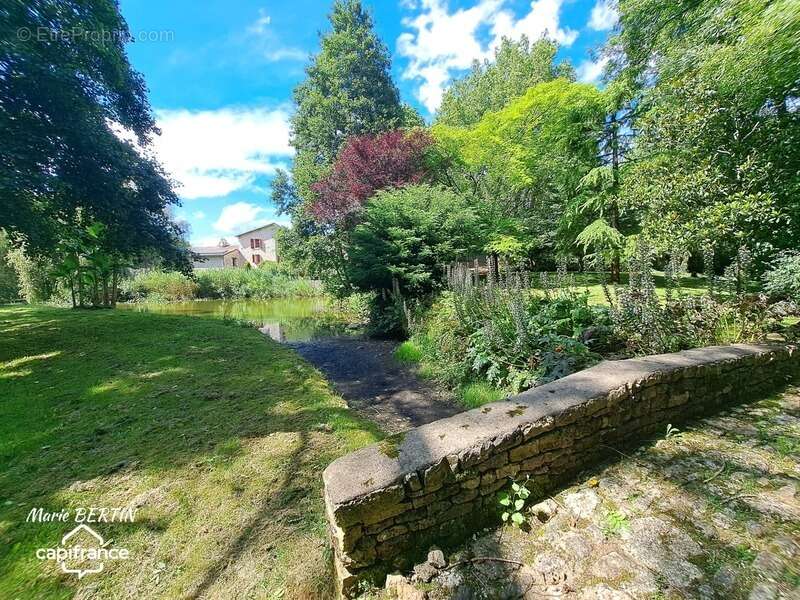 Maison à CELLES-SUR-BELLE