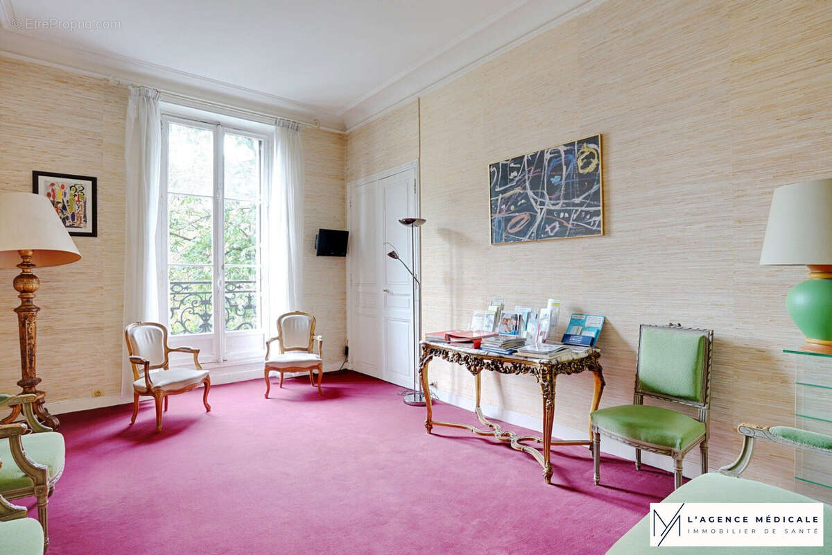 Appartement à PARIS-11E