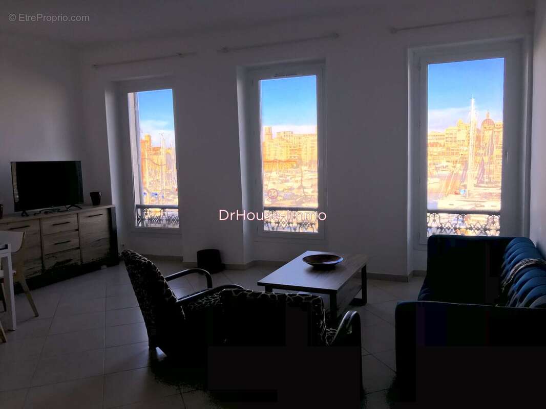Appartement à MARSEILLE-7E