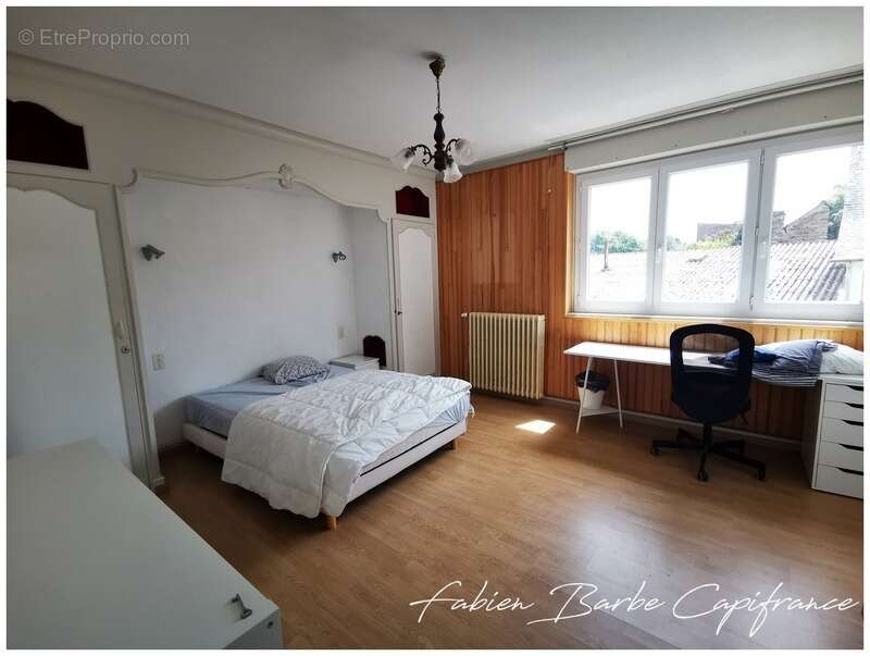 IMMEUBLE DE RAPPORT centre ville de Guer – 394 m²  (56) - photo 11