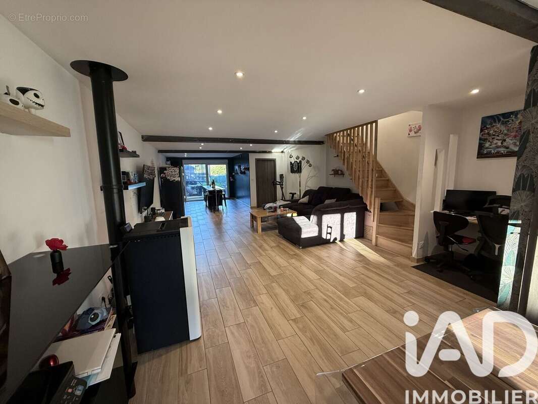 Photo 2 - Maison à LEYR