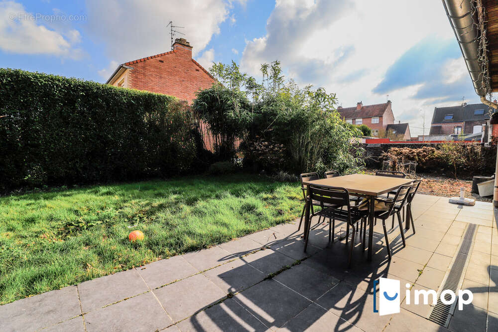 Maison à LYS-LEZ-LANNOY