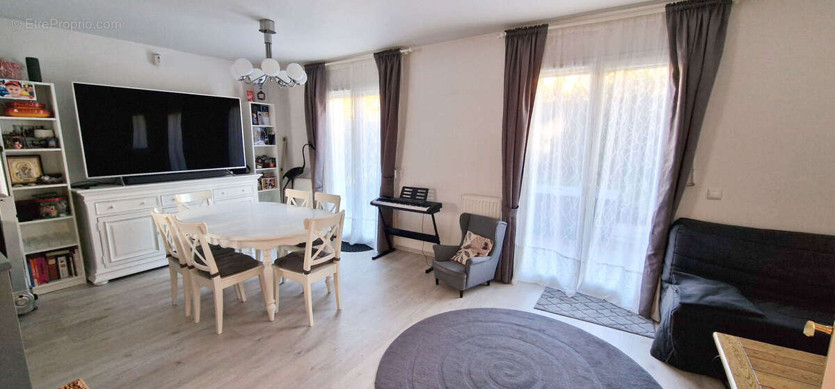 Maison à L&#039;HAY-LES-ROSES