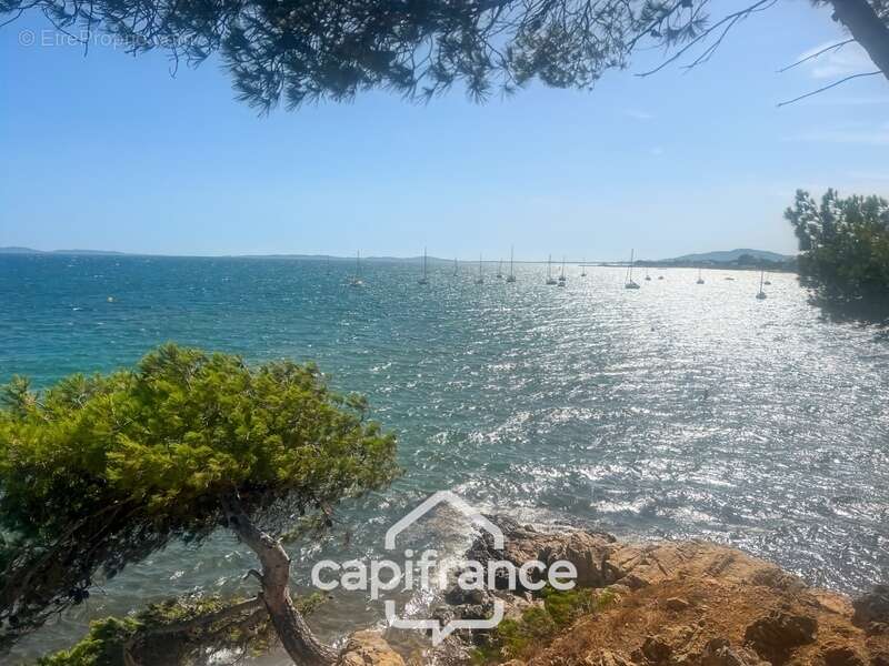 Appartement à HYERES