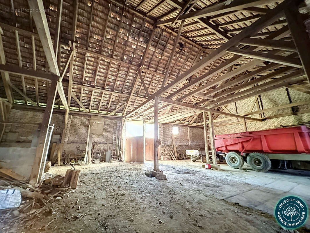 Exceptionnel corps de ferme  batisse de 350 m2  47 ares - photo 31