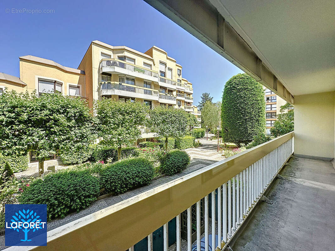 Appartement à ELANCOURT