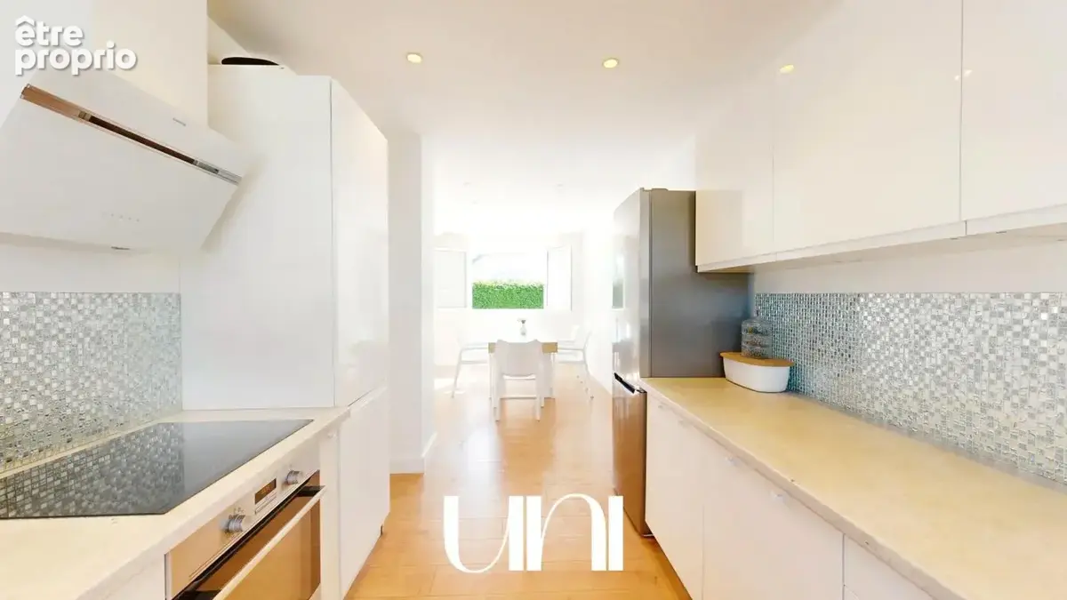 Maison 4 pièces de 108m2 avec sous-sol - Saint-Germain-la-Blanche-Herbe - photo 12