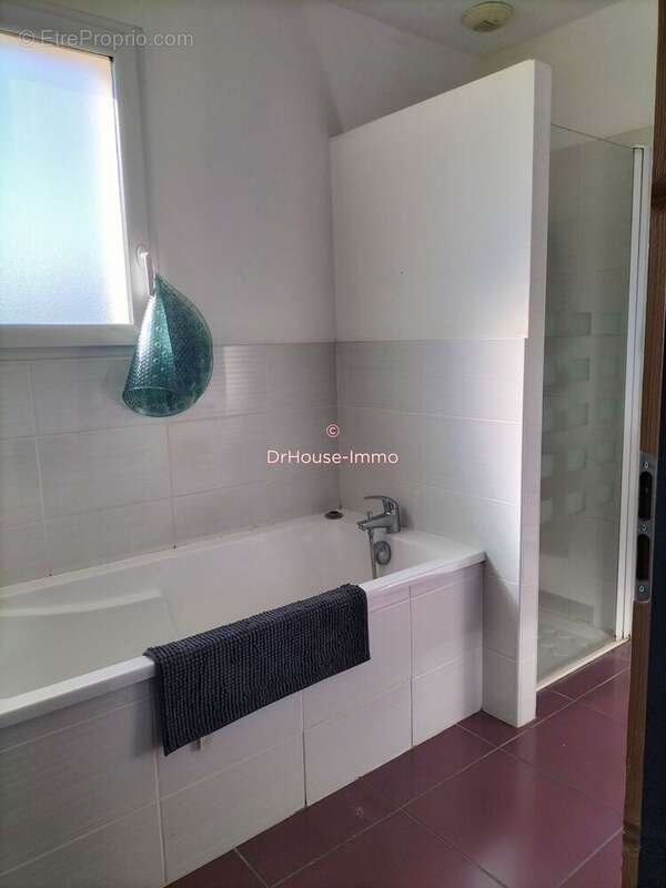 Maison 96 m² à Ecommoy  - photo 42