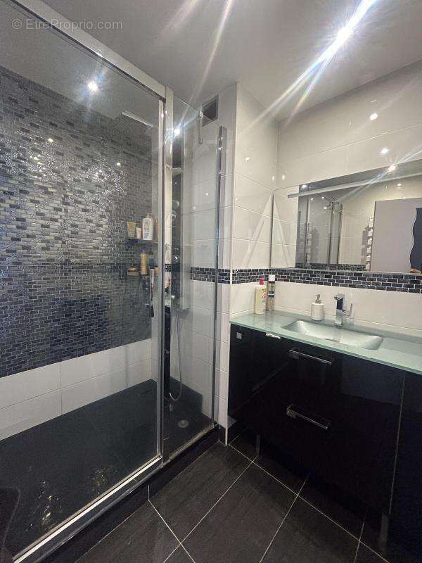 Appartement à MARSEILLE-10E